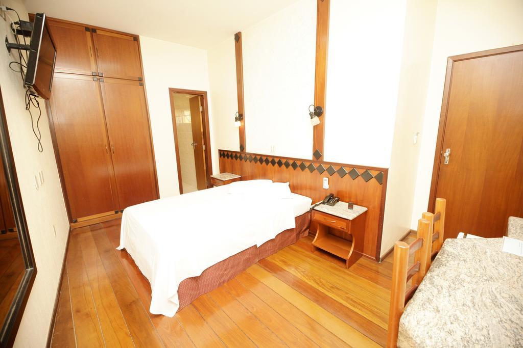 Galatas Central Hotel Patos de Minas Zewnętrze zdjęcie